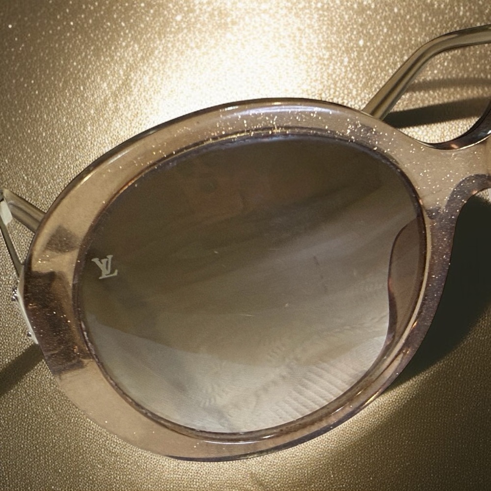 Louis Vuitton Gray Glitter/Smoke Gradient Silver Petit Soupcon Round Sunglasses - Picture 3 of 6